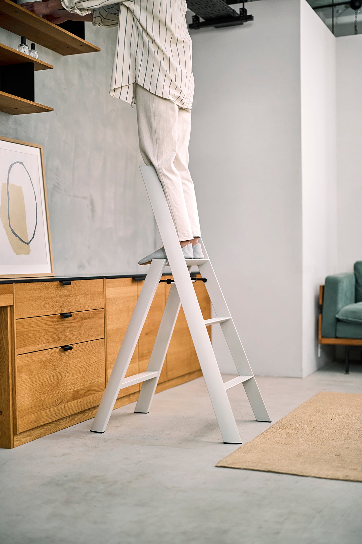 lucano step ladder 3-step CRYSTAL GRAY